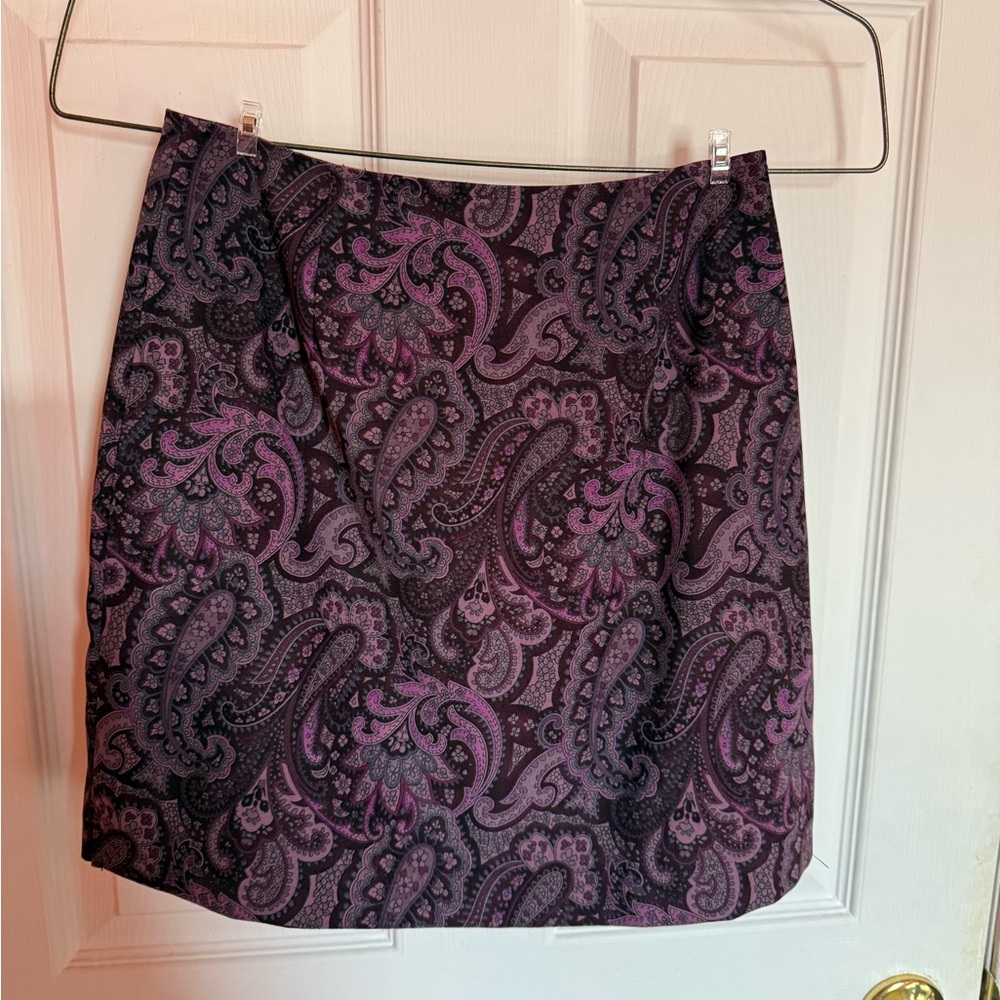 Elegant Paisley Purple & Black Skirt